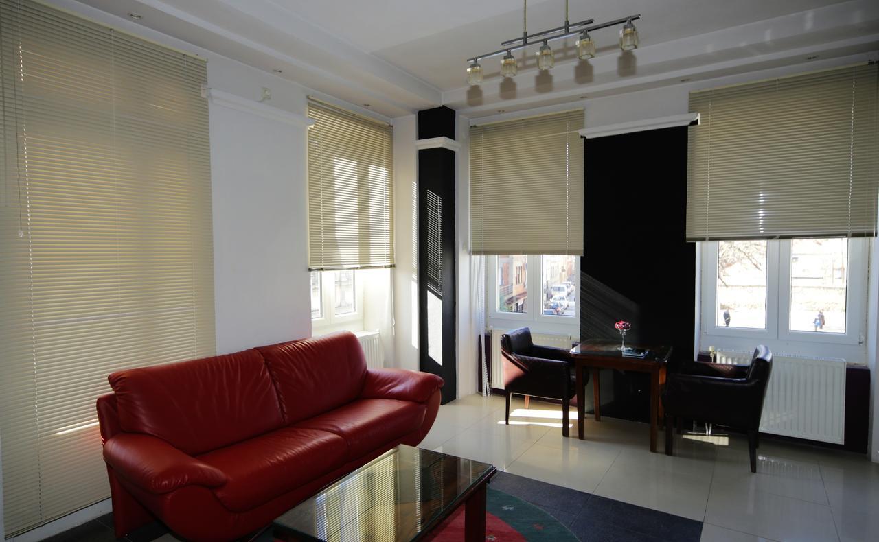 Hotel Ambasador Μπίτολα Εξωτερικό φωτογραφία