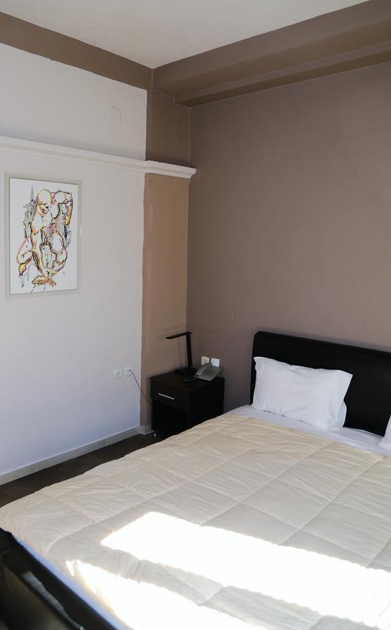 Hotel Ambasador Μπίτολα Εξωτερικό φωτογραφία